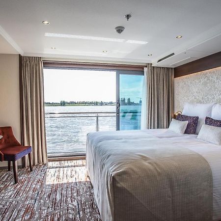 Viva Riverside Altstadt Duesseldorf Kültér fotó